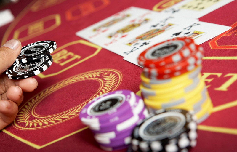 chơi bài Baccarat