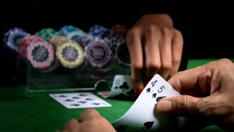 Thuật ngữ cần nắm khi chơi bài Baccarat
